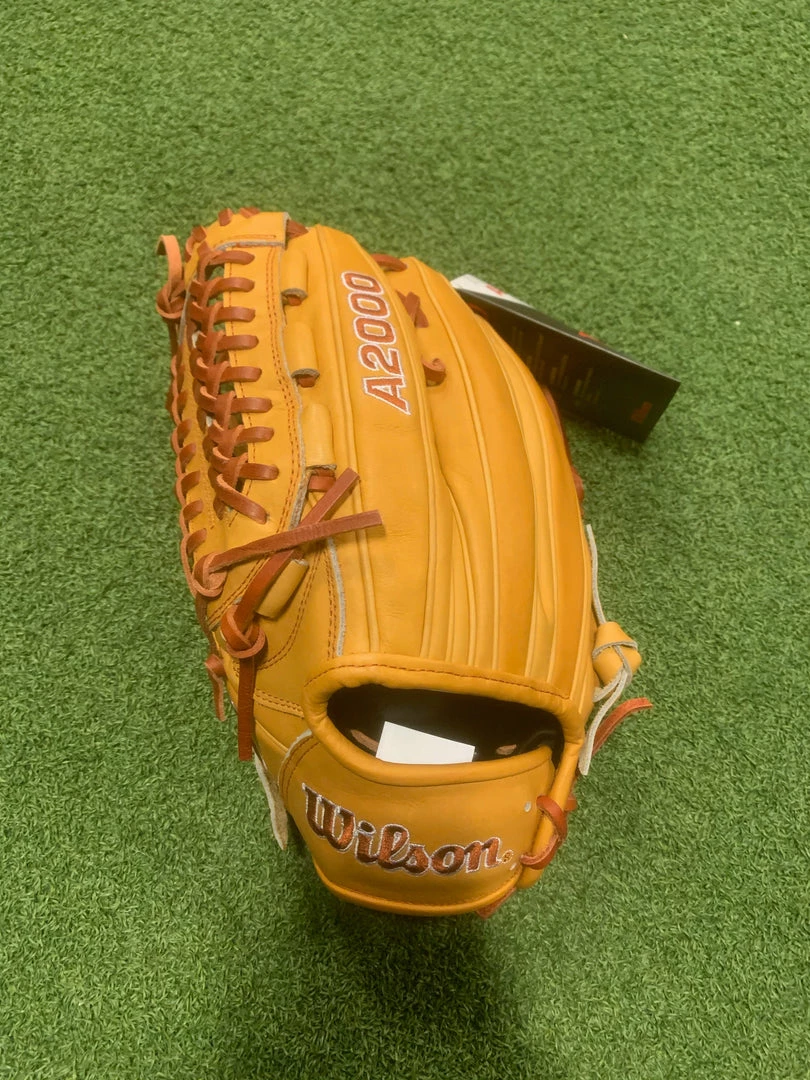 Baseline Sportss Wilson 2021 A2000 D33 11.75β Glove LHT Gloves