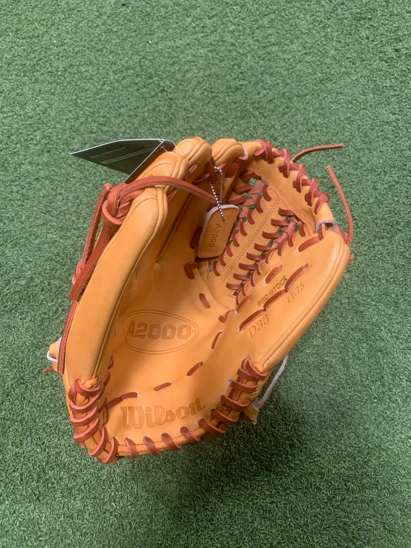 Baseline Sportss Wilson 2021 A2000 D33 11.75β Glove LHT Gloves